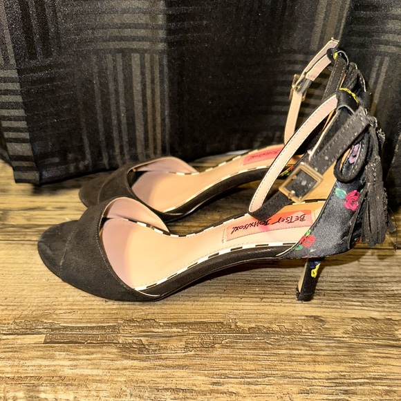 Betsy Johnson heels - Picture 4 of 6
